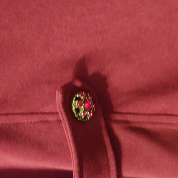 Blazer - Picture 5 of 5